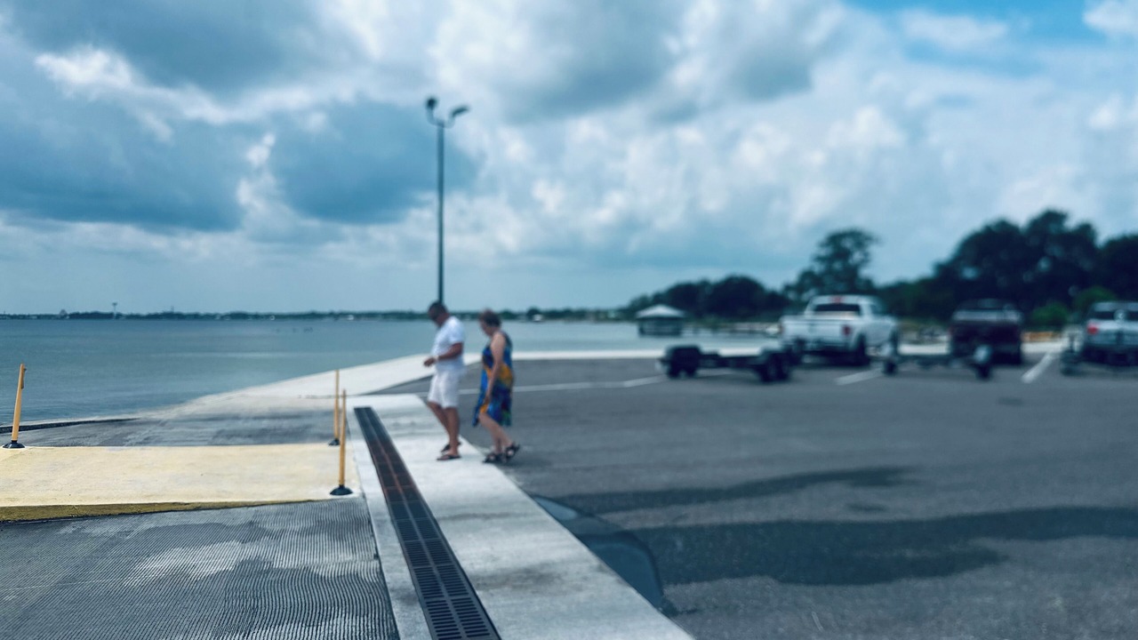 Photo of Others in Sebring