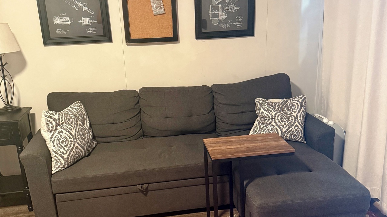 Photo of Livingroom in Plainview