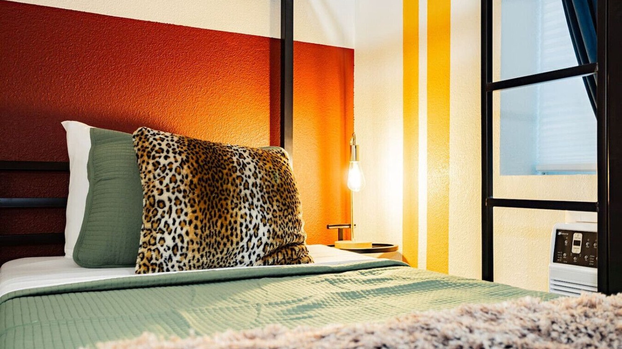 Photo of Bedroom in Gateway District