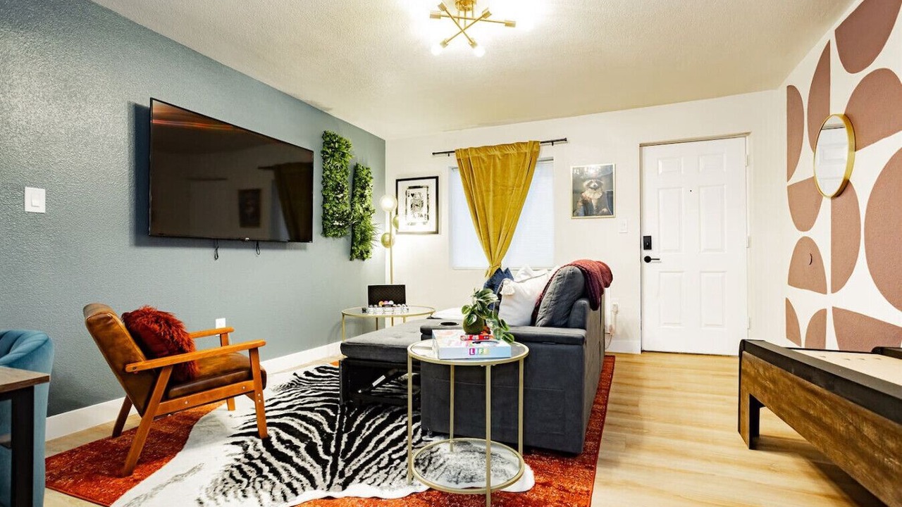 Photo of Livingroom in Gateway District
