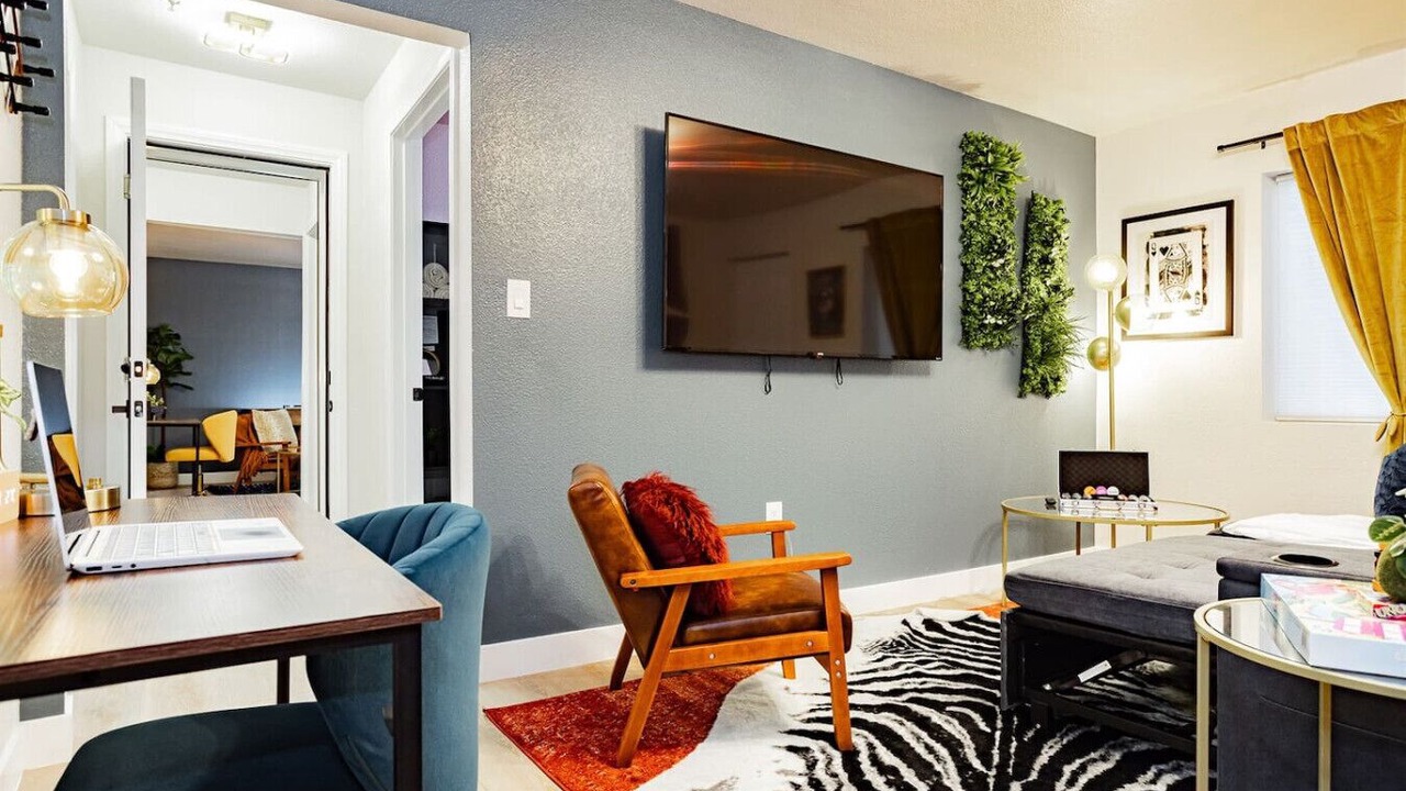 Photo of Livingroom in Gateway District