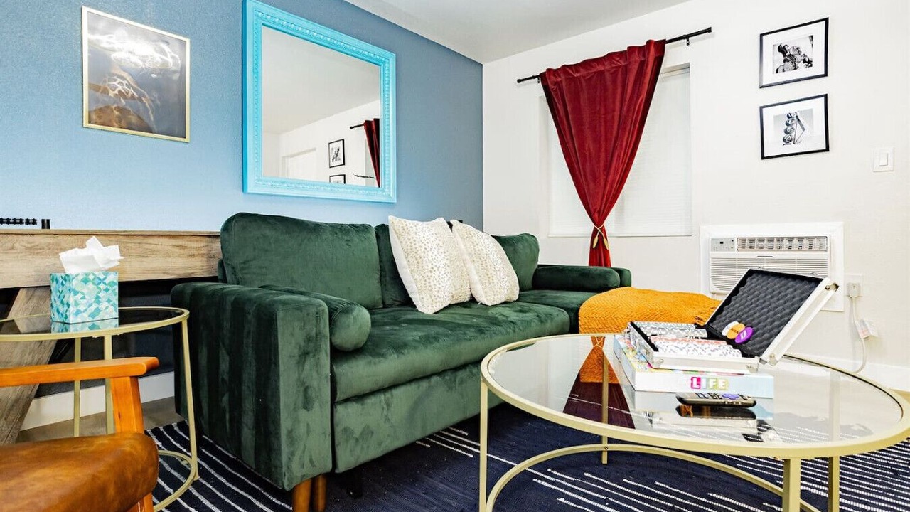 Photo of Livingroom in Gateway District