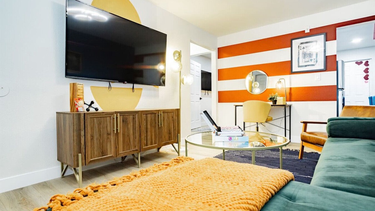 Photo of Livingroom in Gateway District