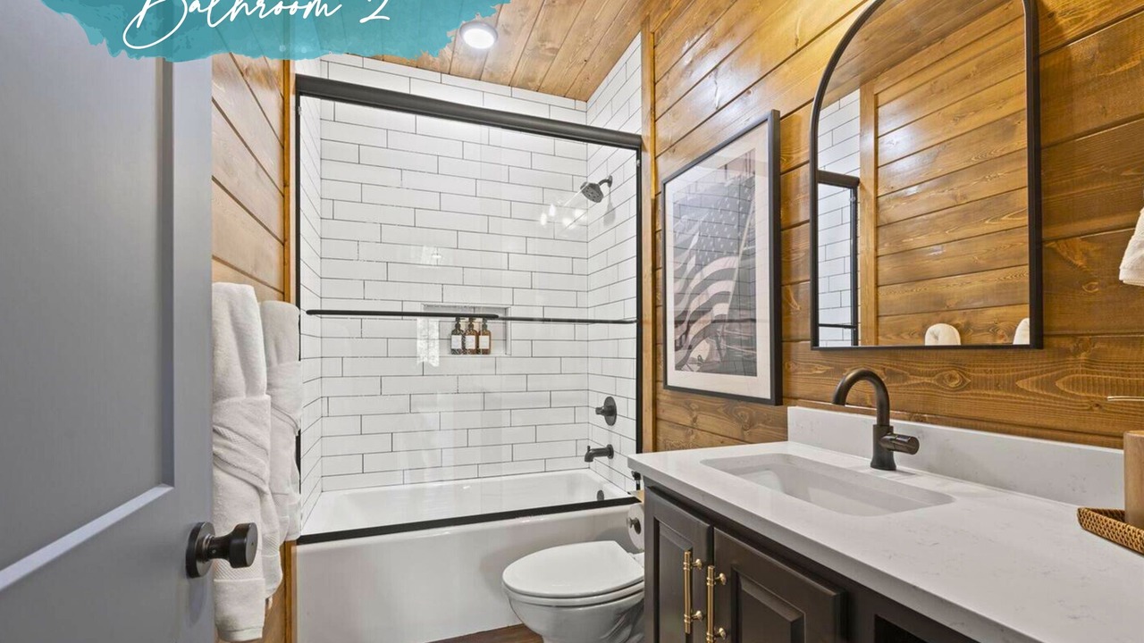 Photo of Bathroom in Broken Bow