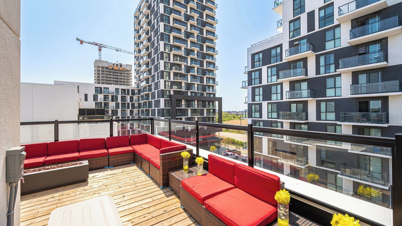 Photo of Outdoor in Oakville