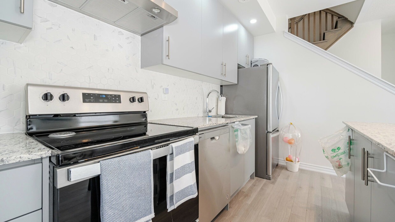 Photo of Kitchen in Oakville