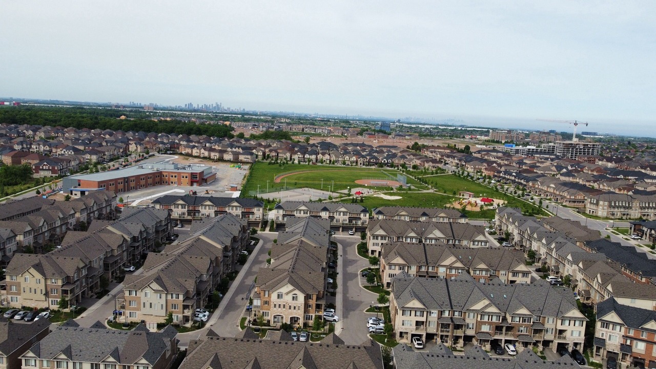 Photo of Outdoor in Oakville