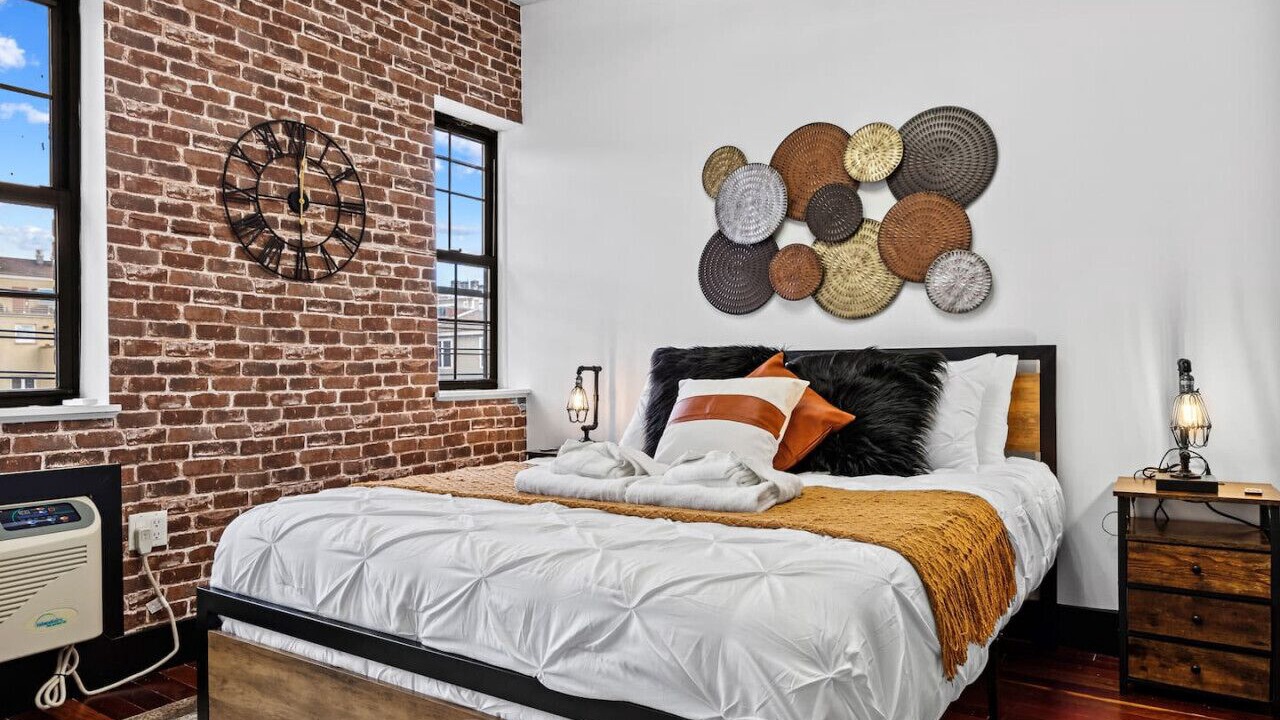 Photo of Others in Bushwick