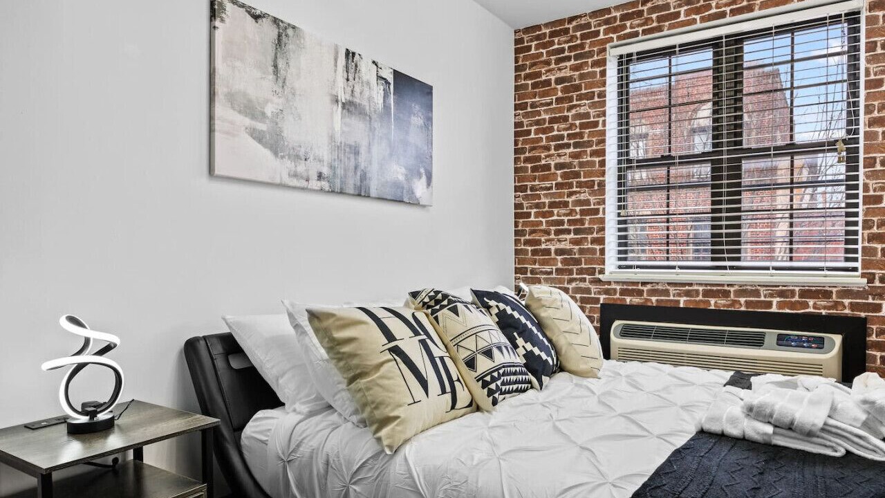 Photo of Others in Bushwick