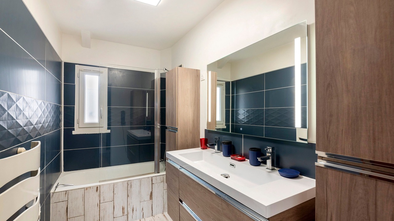 Photo of Bathroom in Bretigny-sur-Orge