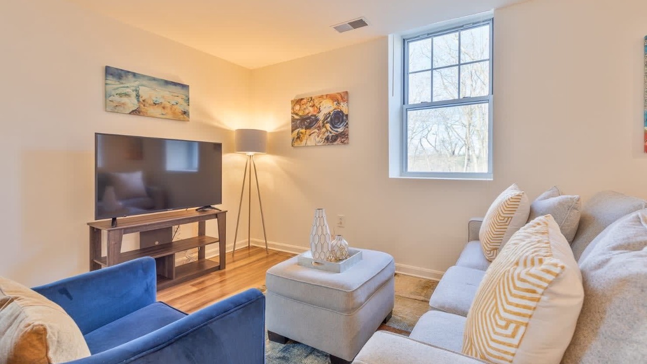 Photo of Livingroom in North Waltham