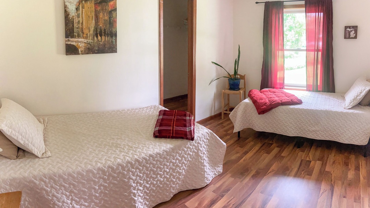 Photo of Bedroom in Nappanee