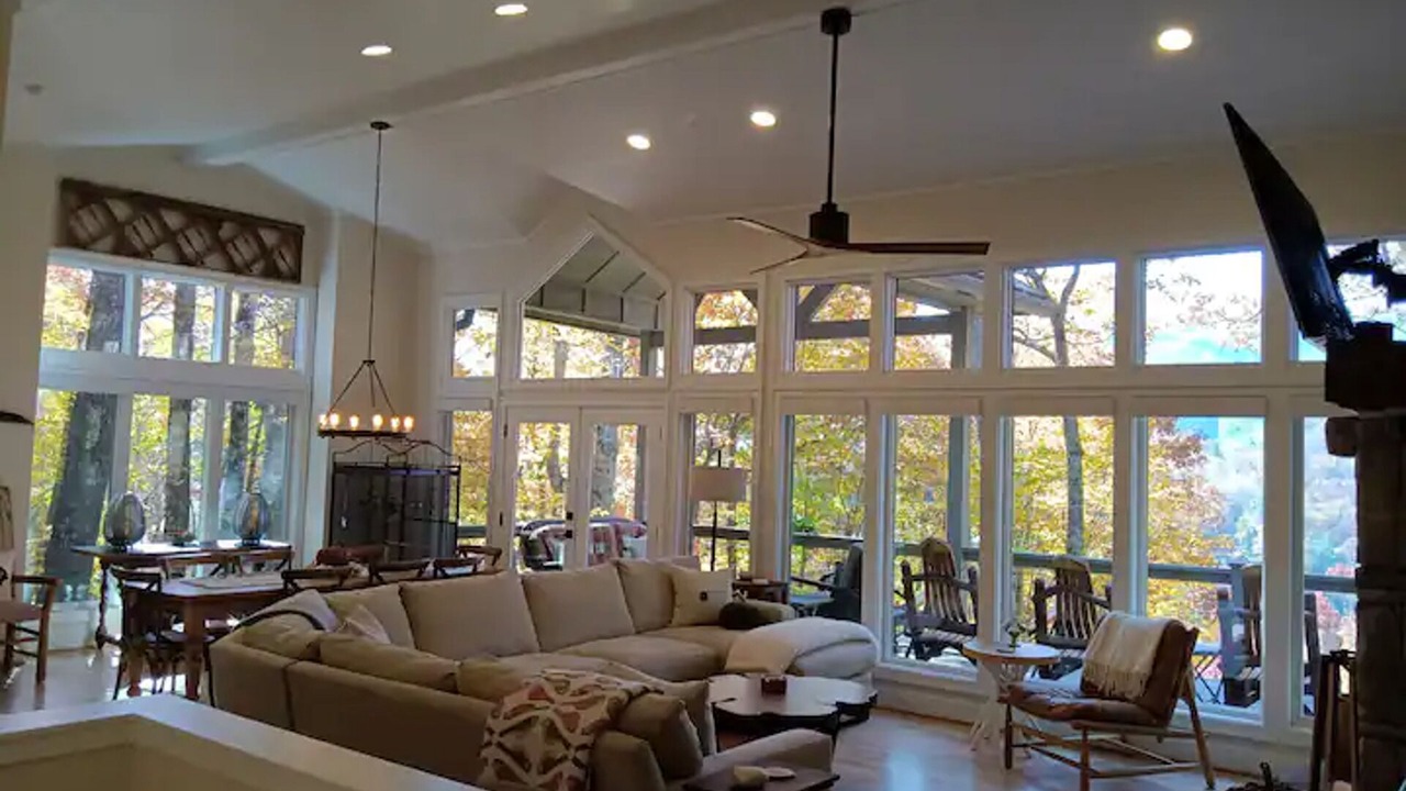 Photo of Patio Balcony in Lake Toxaway