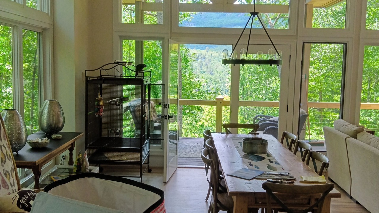 Photo of Bedroom in Lake Toxaway
