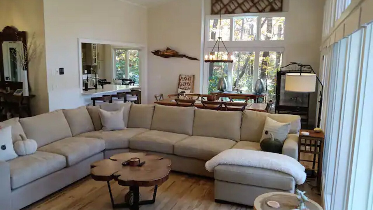 Photo of Bedroom in Lake Toxaway