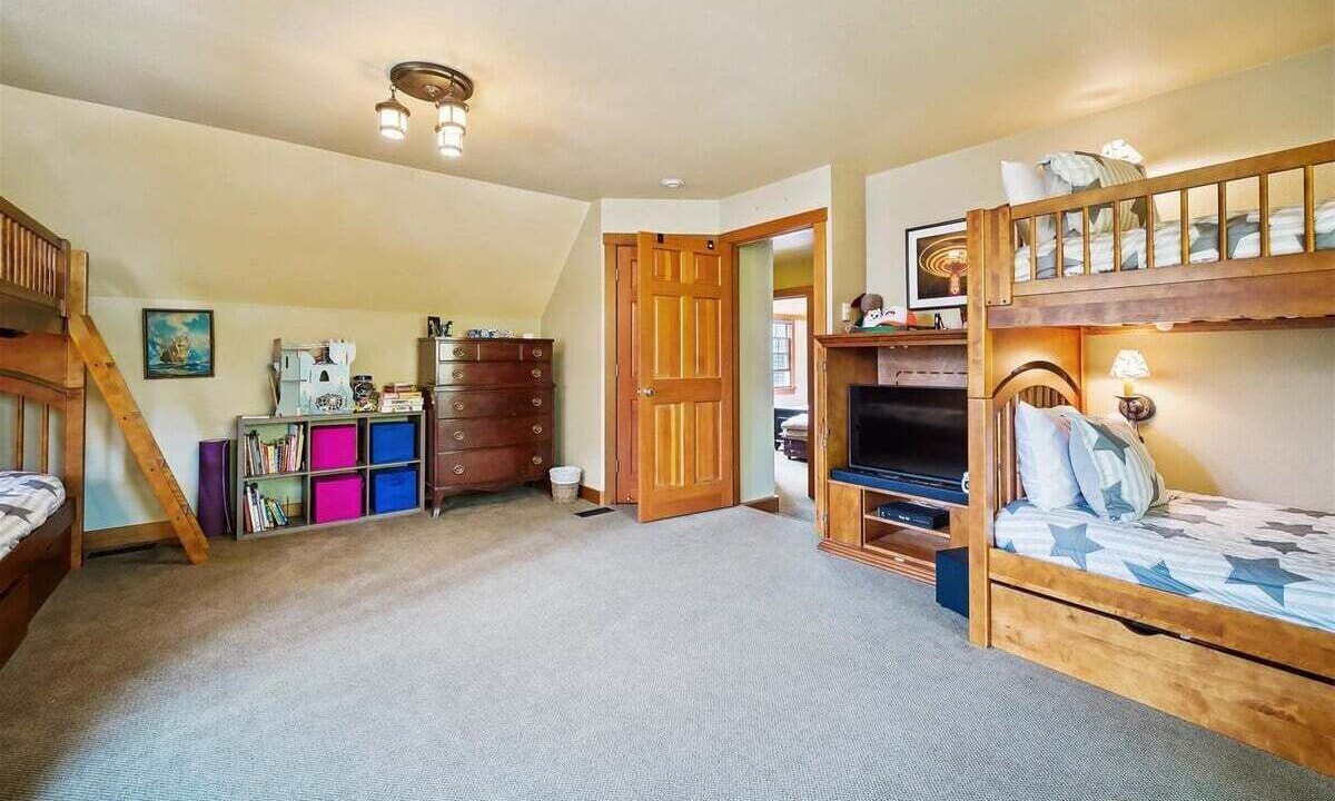 Photo of Bedroom in Downtown Cannon Beach