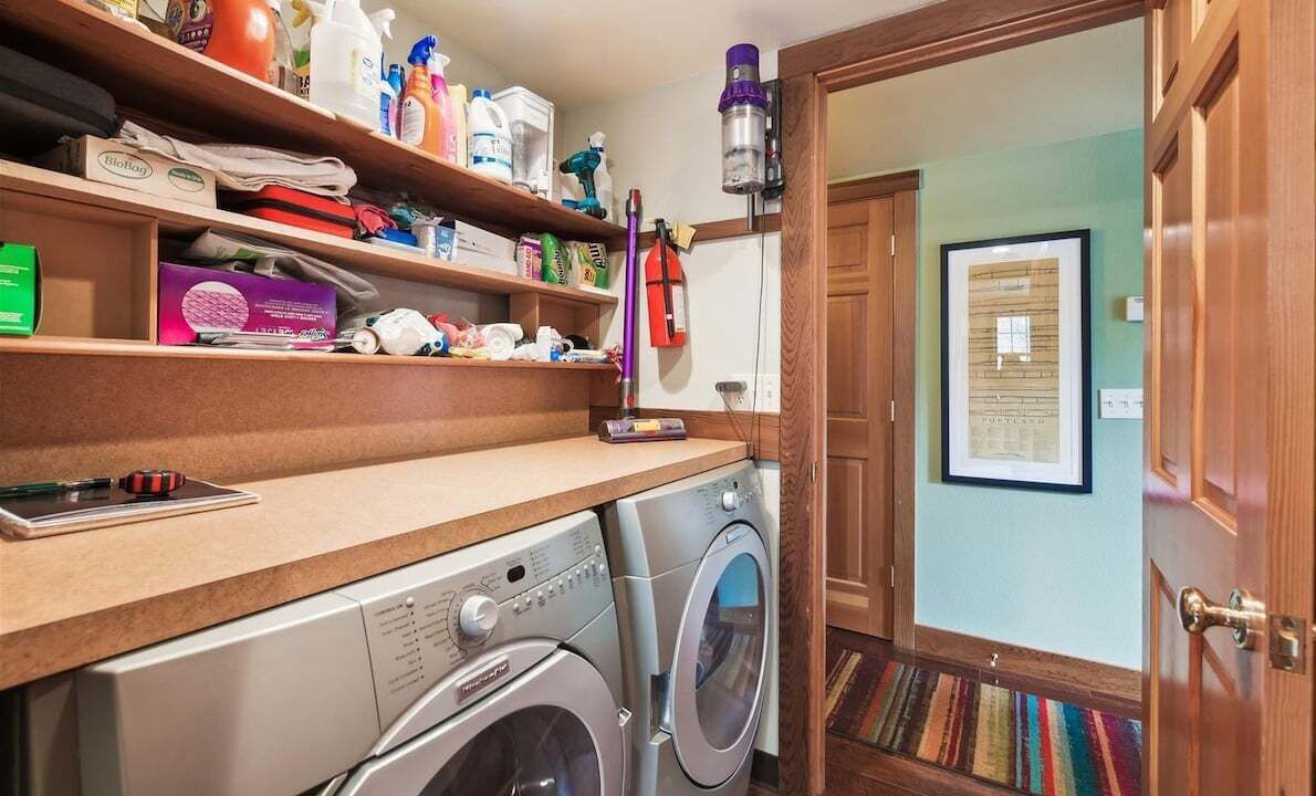 Photo of Bedroom in Downtown Cannon Beach