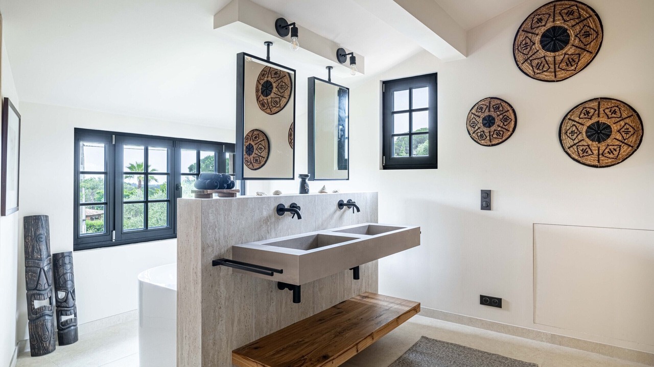 Photo of Bathroom in Valbonne