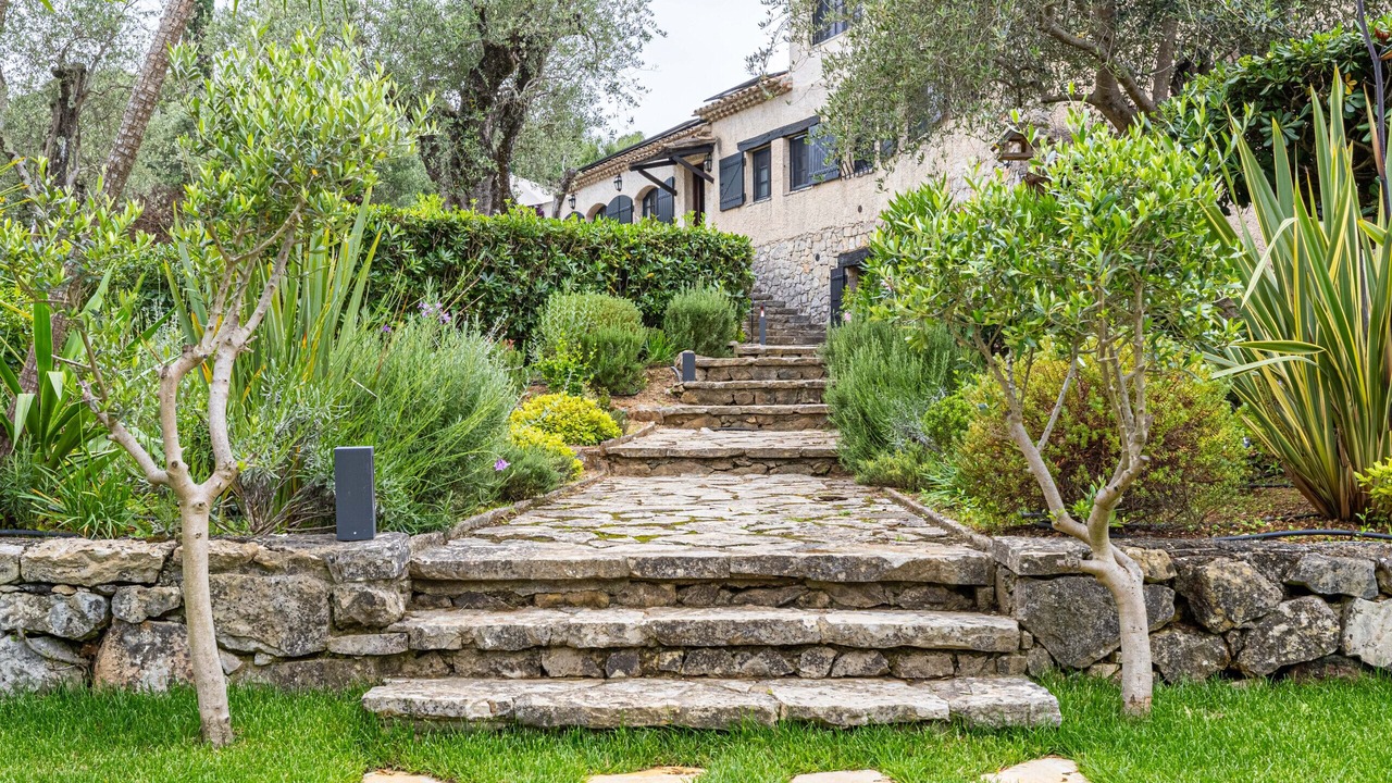 Photo of Others in Valbonne