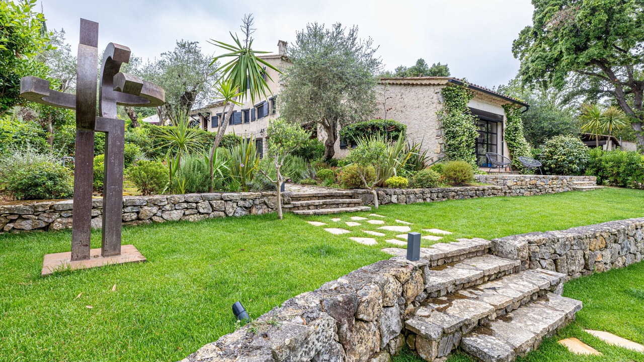 Photo of Others in Valbonne