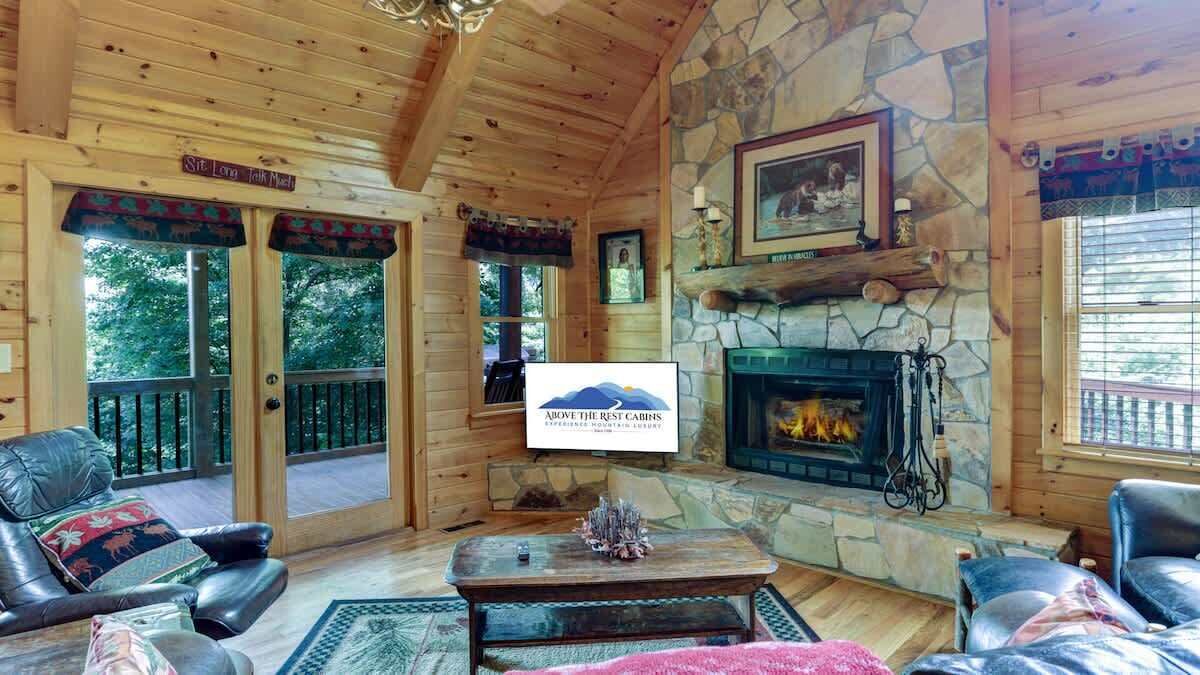 Photo of Livingroom in Foxfire Estates