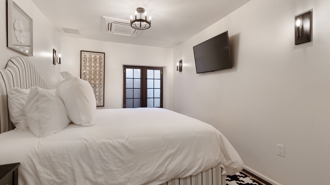 Photo of Bedroom in Historic Eastside
