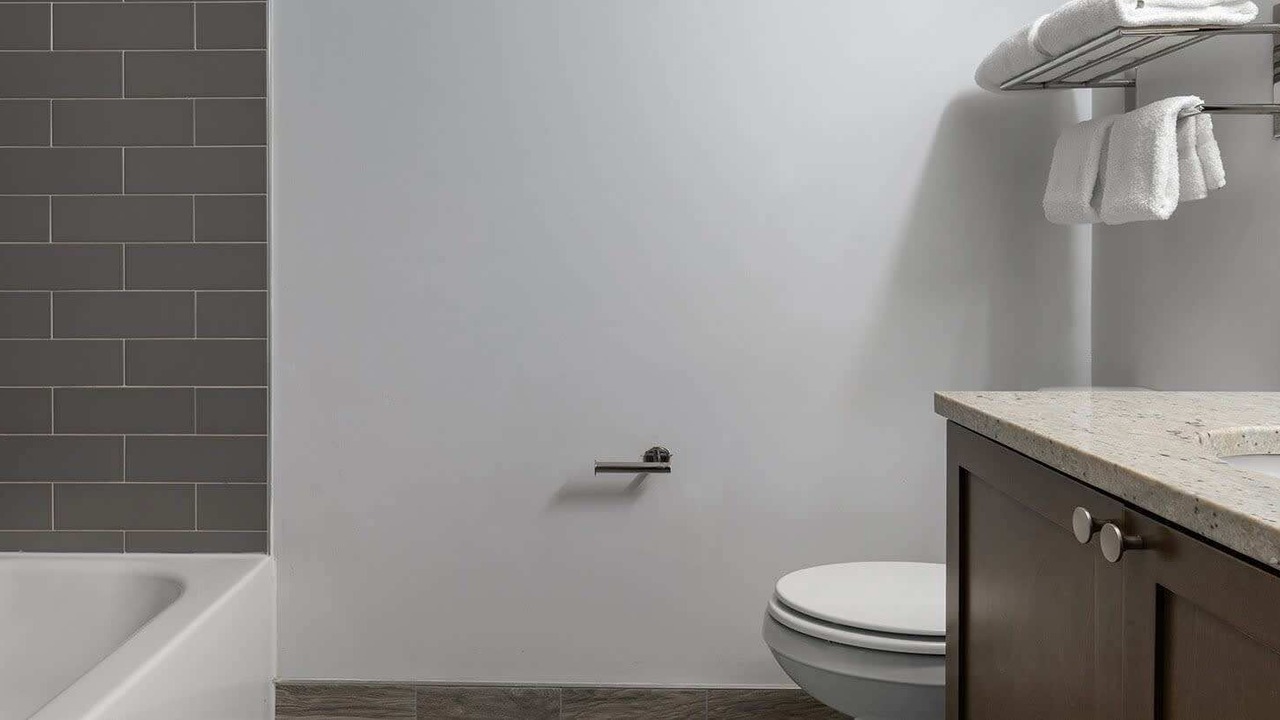 Photo of Bathroom in Yachting Village