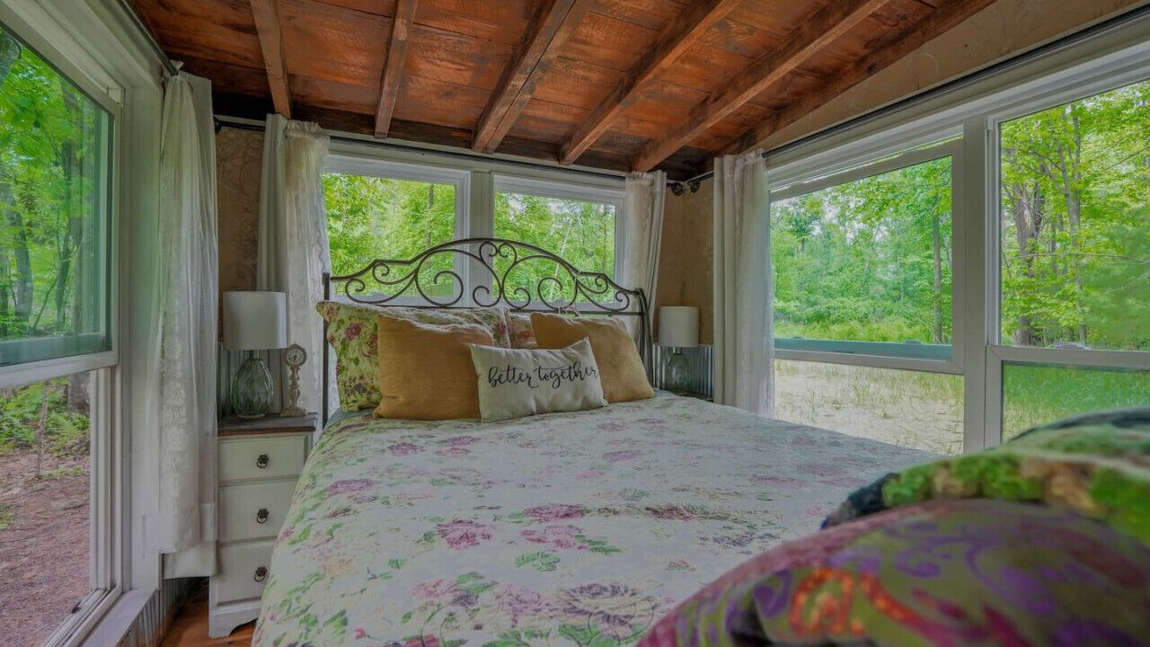 Photo of Bedroom in Pine City
