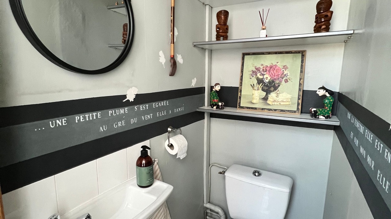 Photo of Bathroom in Dernier Sou