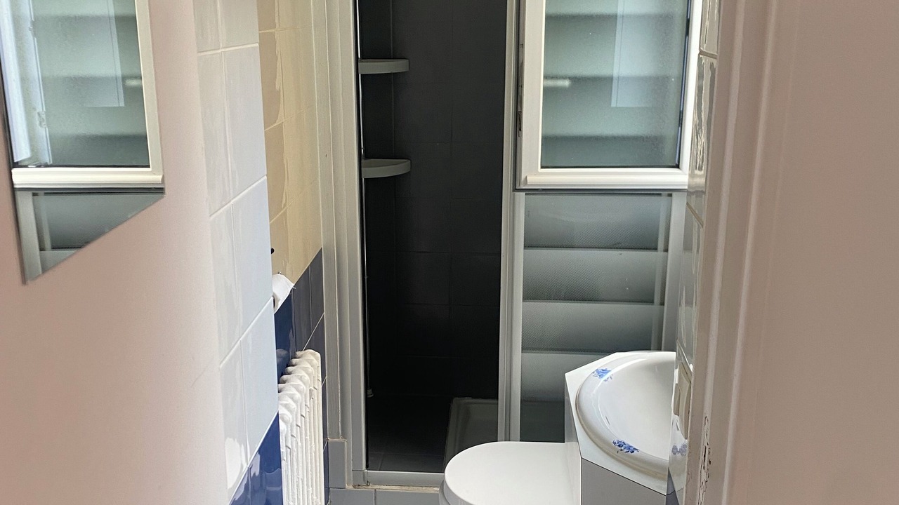 Photo of Bathroom in Chatou