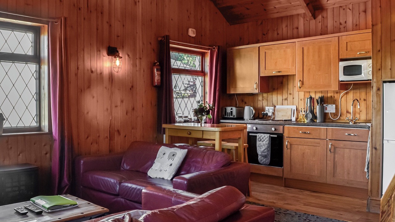 Photo of Others in Wing