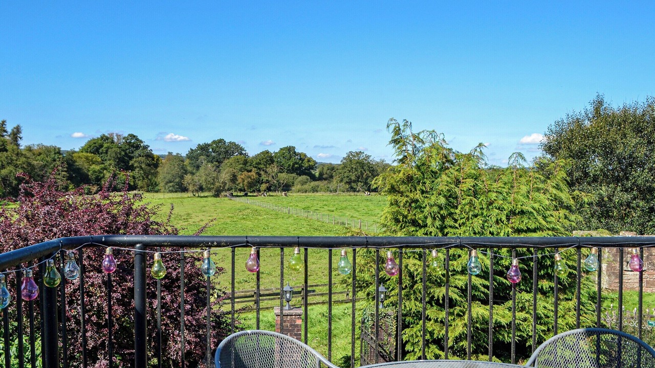 Photo of Patio Balcony in Wing