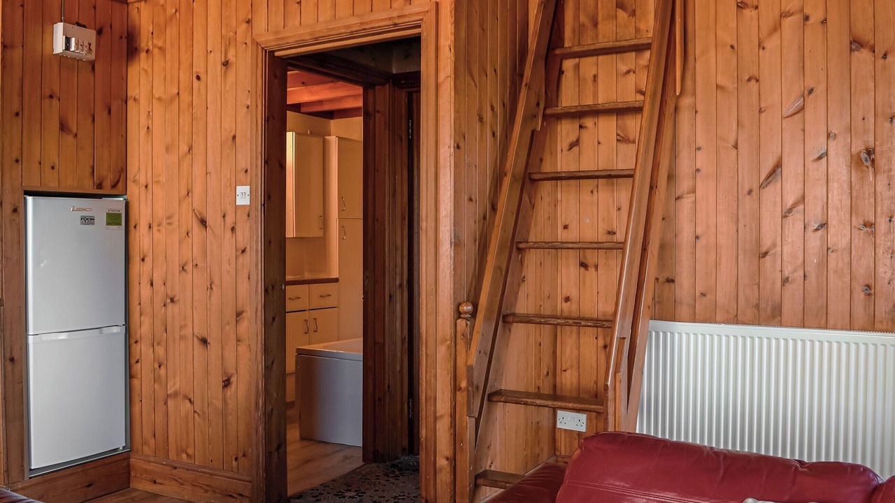 Photo of Others in Wing