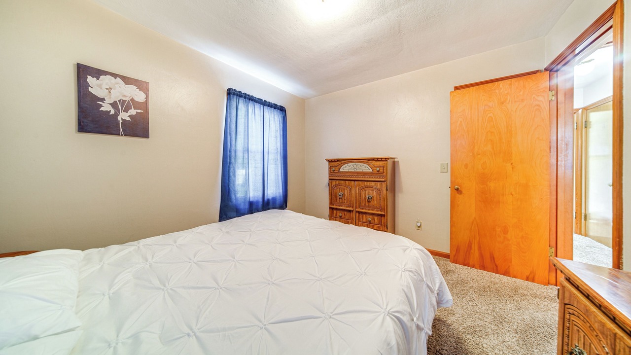 Photo of Bedroom in Ashtabula