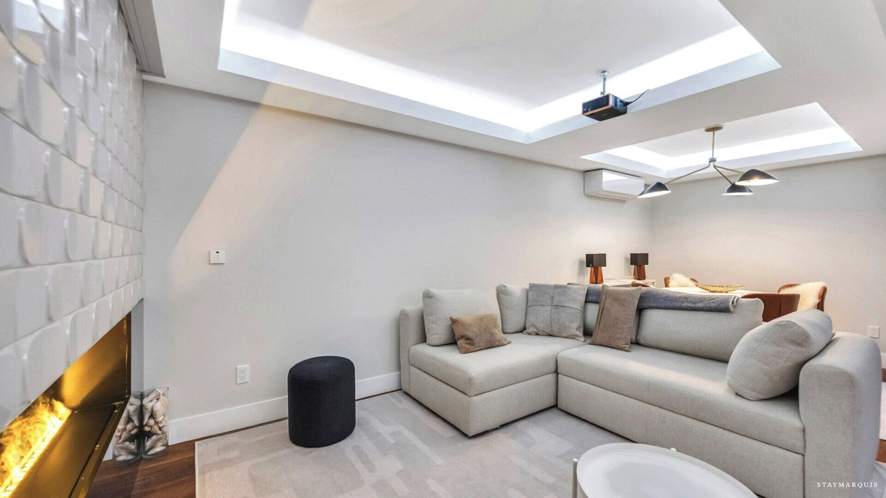 Photo of Livingroom in East Hampton