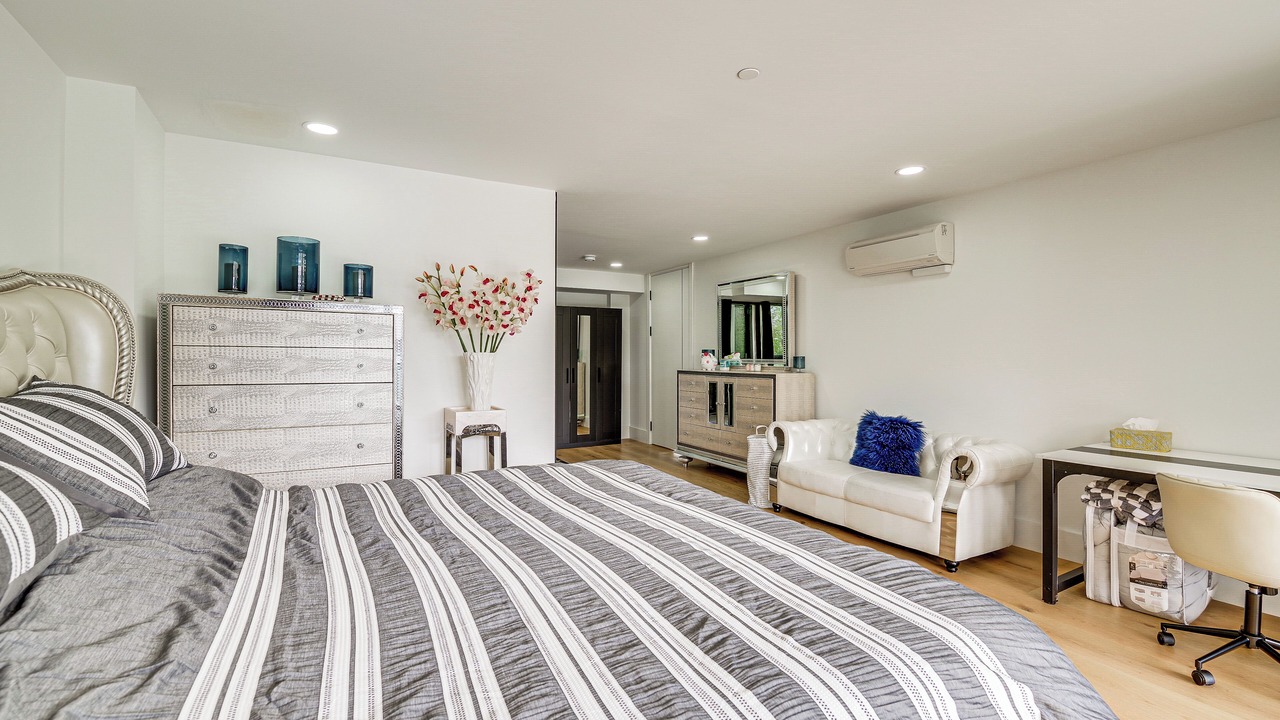 Photo of Bedroom in Martha Lake