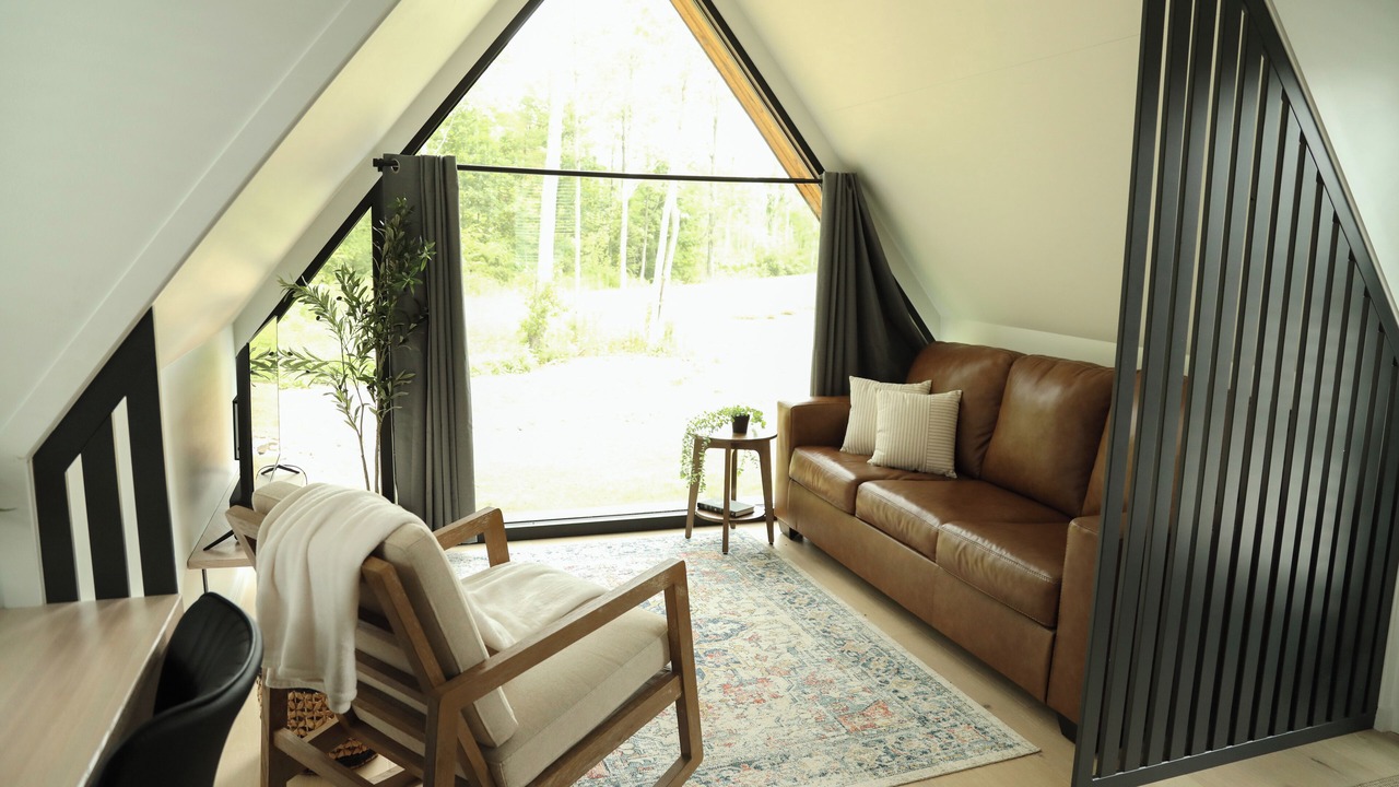 Photo of Livingroom in Milroy