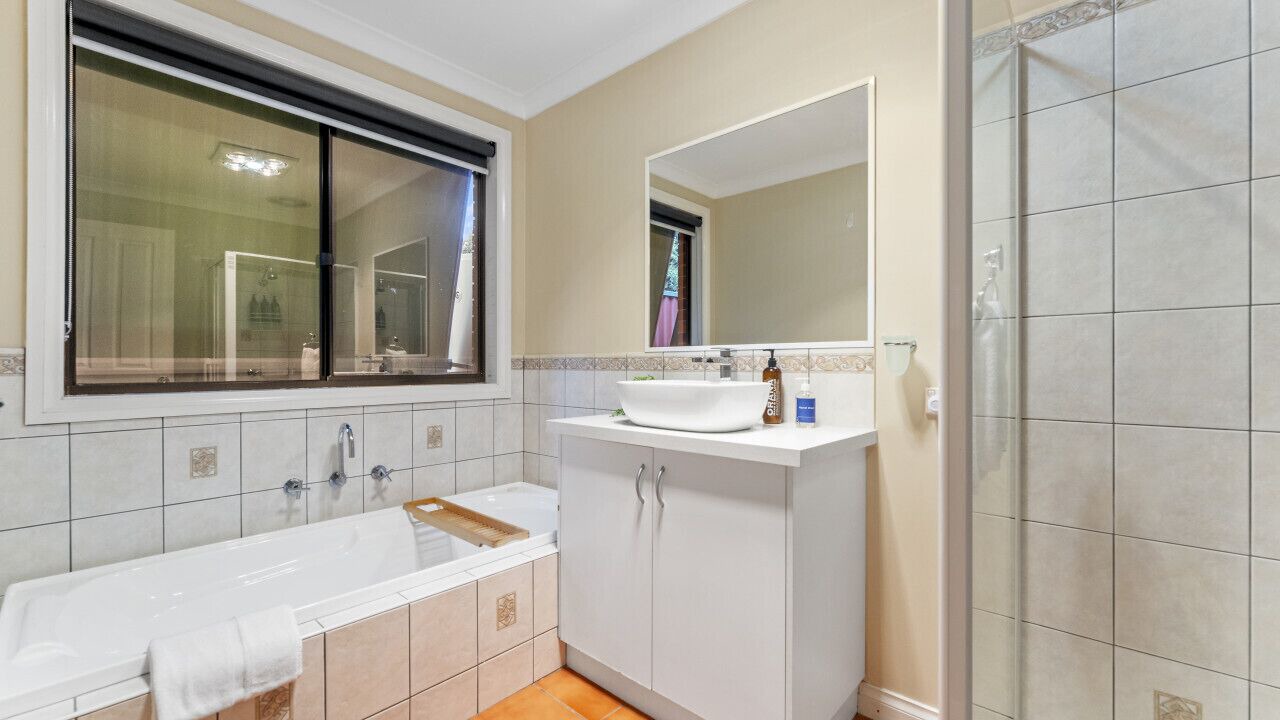 Photo of Bathroom in Magpie