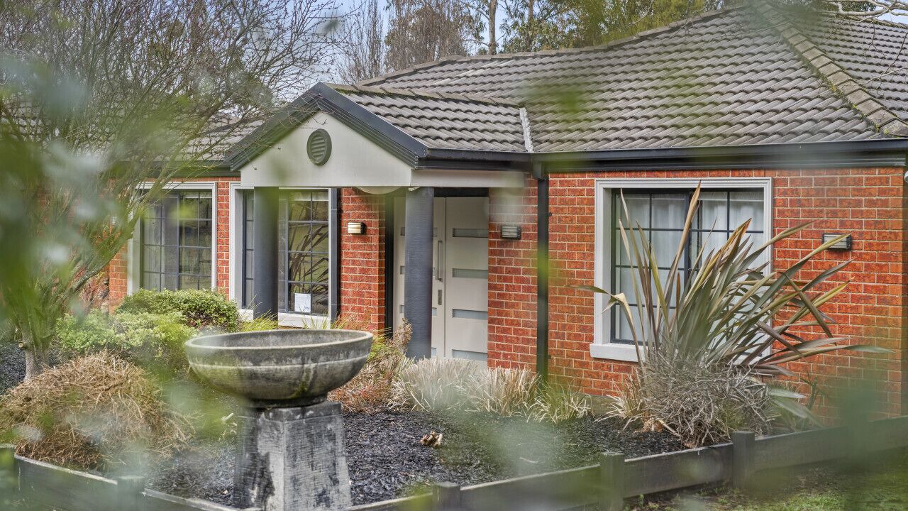 Photo of Outdoor in Magpie