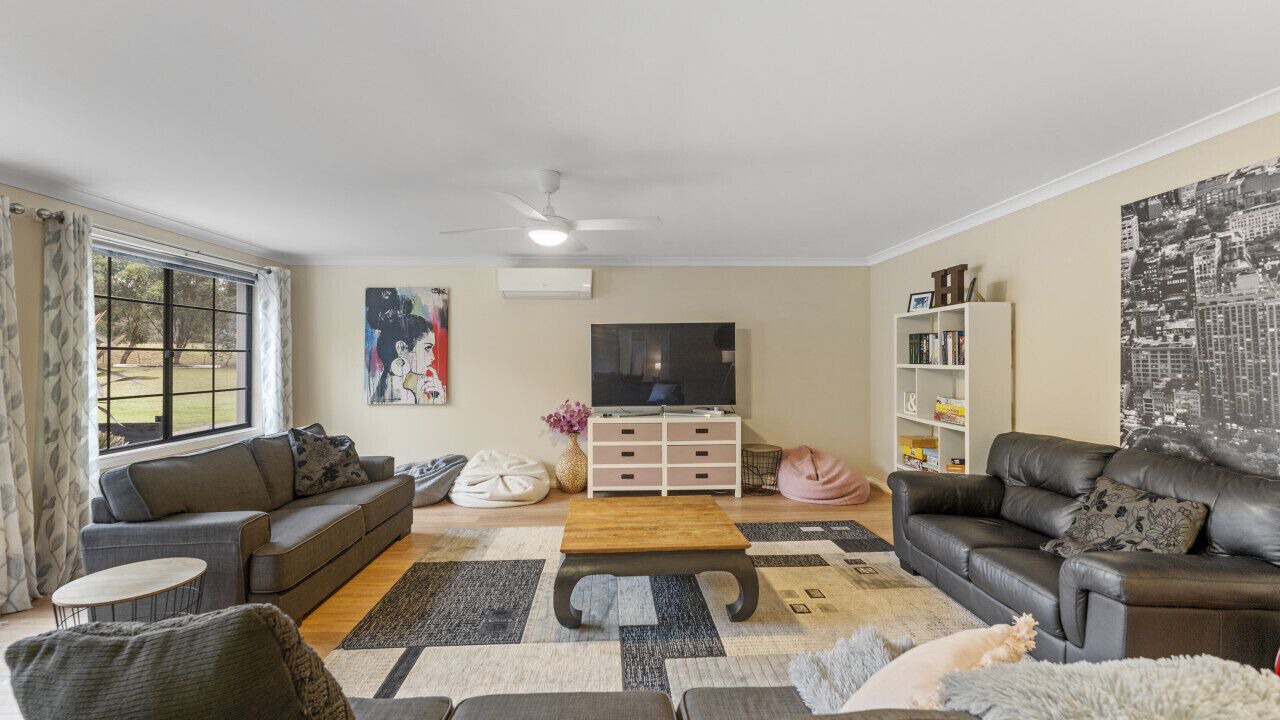 Photo of Livingroom in Magpie