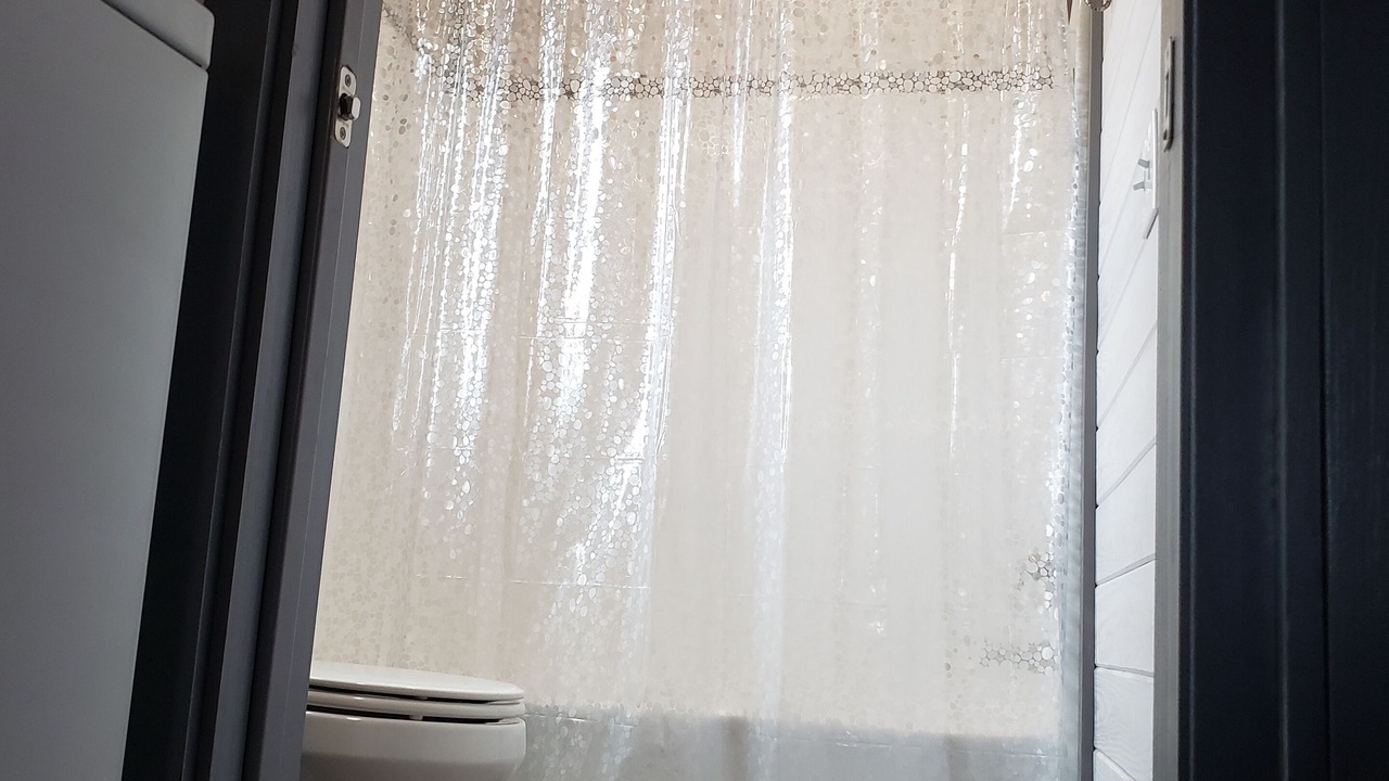 Photo of Bathroom in Mountainburg