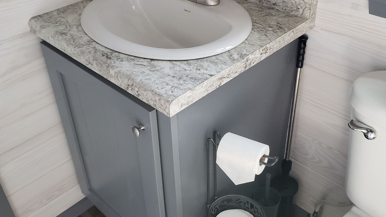 Photo of Bathroom in Mountainburg