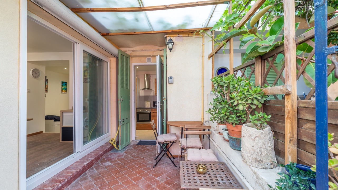 Photo of Outdoor in Prado - Republique