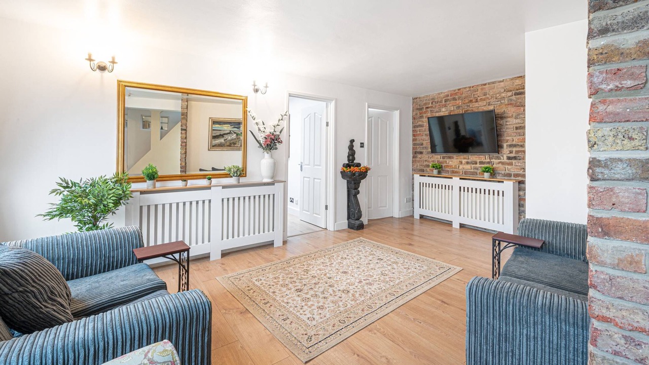 Photo of Others in Gospel Oak