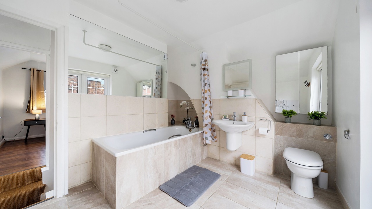 Photo of Bathroom in Gospel Oak
