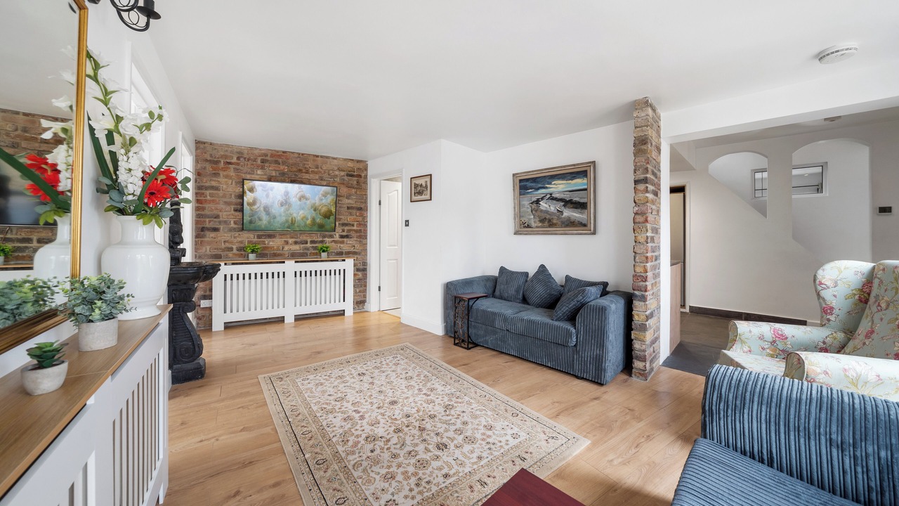 Photo of Livingroom in Gospel Oak