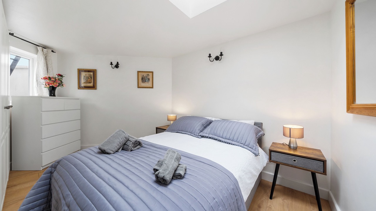 Photo of Bedroom in Gospel Oak