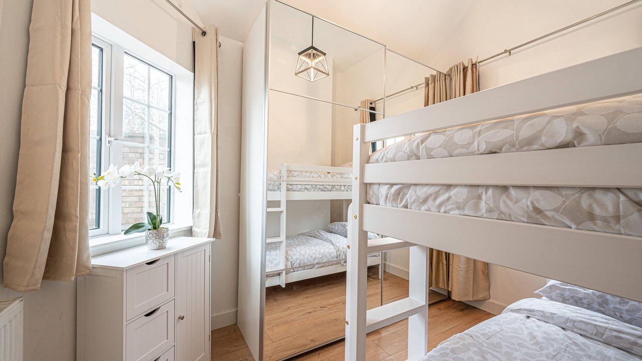 Photo of Bedroom in Gospel Oak