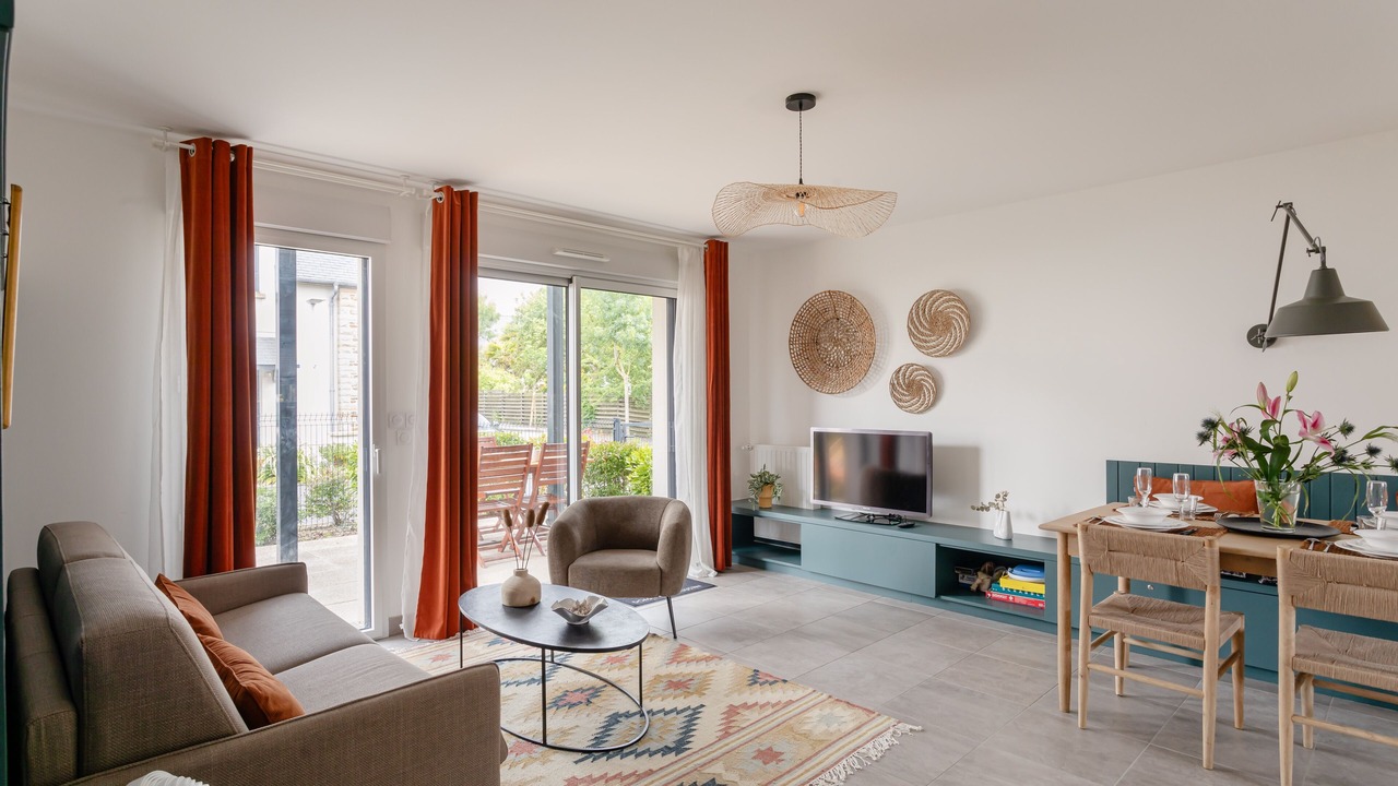 Photo of Livingroom in Rotheneuf-Le Pont