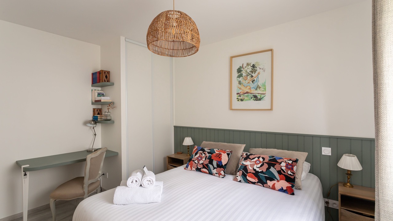 Photo of Bedroom in Rotheneuf-Le Pont